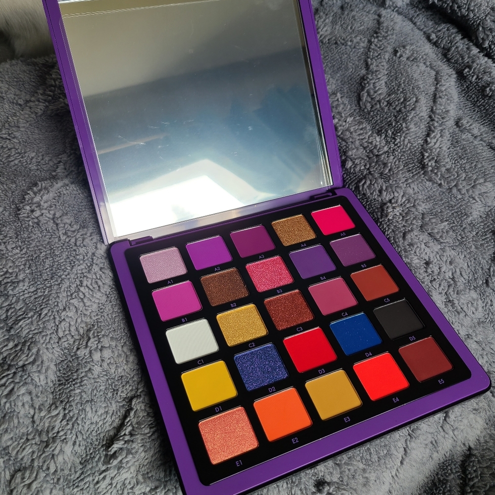 ABH Norvina Pro Pigment Palette Vol. 1 - NEW